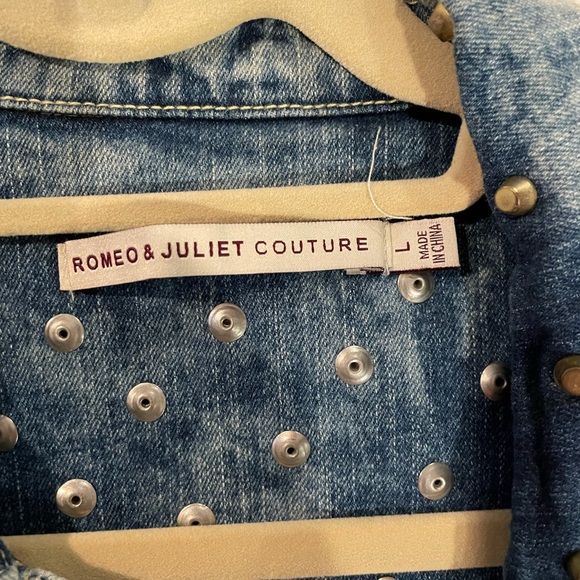 NWOT Romeo and Juliet Couture denim vest large - Picture 4 of 6
